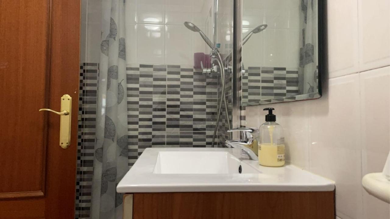 Joli appartement à Salou Esterno foto